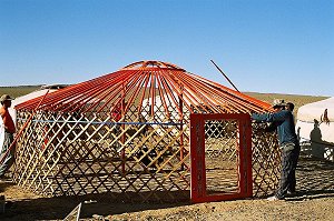 Construction of a Mongolian yurt (wikipedia)